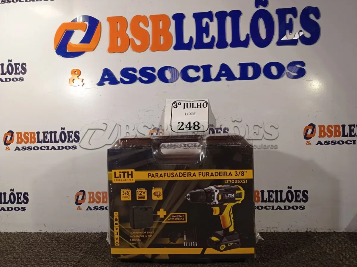LOTE 248 - 01 FURADEIRA/PARAFUSADEIRA 12 V 3/8 MARCA LITH NOVA NOVO. (NO ESTADO)