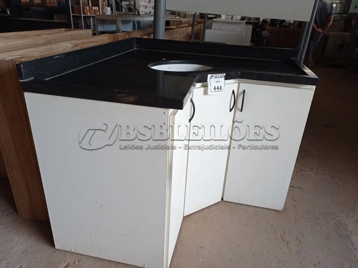 LOTE 444