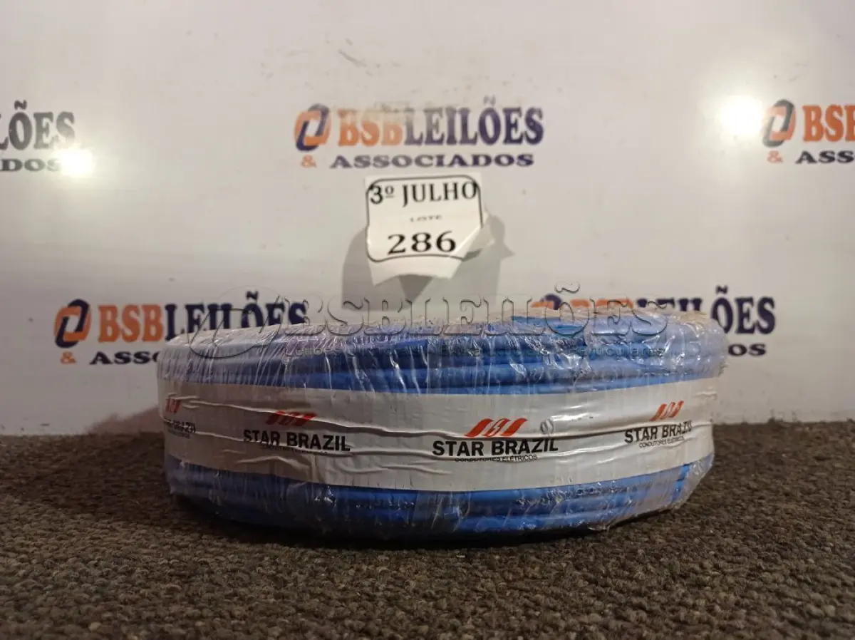 LOTE 286 - 01 ROLO DE CABO FLEXÍVEL 1×10,00MM NA COR AZUL. (NO ESTADO) ATENÇÃO! FAZER A VISITAÇÃO ANTES DE ARREMATAR, NÃO SABEMOS SE FUNCIONA. LEILÃO NÃO TEM GARANTIA E NEM DEVOLUÇÃO, SUJEITO A POSSÍVEIS AVARIAS VISÍVEIS/OCULTAS E/OU AUSÊNCIA DE COMPONENTES.