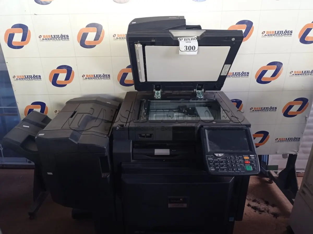 LOTE 300 - 01 IMPRESSORA COPIADORA MARCA TASKALFA KIOCERA MOD: MX3051CI. (NO ESTADO) ATENÇÃO! FAZER A VISITAÇÃO ANTES DE ARREMATAR, NÃO SABEMOS SE FUNCIONA. LEILÃO NÃO TEM GARANTIA E NEM DEVOLUÇÃO, SUJEITO A POSSÍVEIS AVARIAS VISÍVEIS/OCULTAS E/OU AUSÊNCIA DE COMPONENTES.