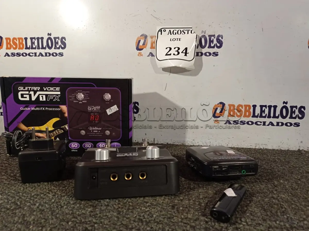 LOTE 234 - 01 WALKMAN SONY, 01 PEDALEIRA E 1 MP3 MARCA SONY. (NO ESTADO) ATENÇÃO! FAZER A VISITAÇÃO ANTES DE ARREMATAR, NÃO SABEMOS SE FUNCIONA. LEILÃO NÃO TEM GARANTIA E NEM DEVOLUÇÃO, SUJEITO A POSSÍVEIS AVARIAS VISÍVEIS/OCULTAS E/OU AUSÊNCIA DE COMPONENTES.