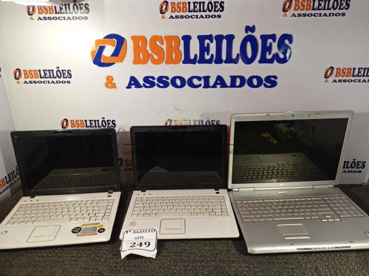 LOTE 249 - 03 NOTEBOOKS PARA RETIRADA DE PEÇAS. (NO ESTADO) ATENÇÃO! FAZER A VISITAÇÃO ANTES DE ARREMATAR, NÃO SABEMOS SE FUNCIONA. LEILÃO NÃO TEM GARANTIA E NEM DEVOLUÇÃO, SUJEITO A POSSÍVEIS AVARIAS VISÍVEIS/OCULTAS E/OU AUSÊNCIA DE COMPONENTES.