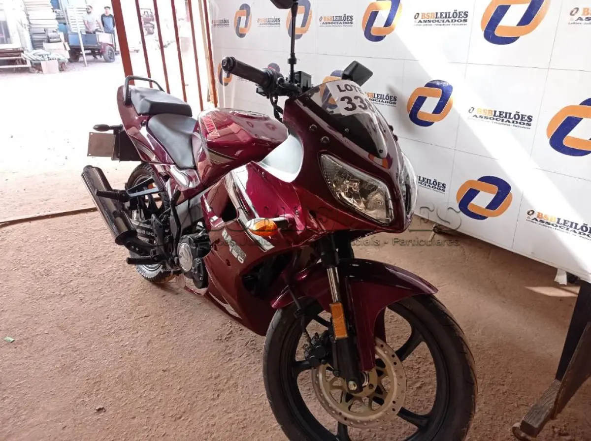 LOTE 338 - 01 MOTO JONNY RACER 150 CILINDRADAS, ANO 2012/2013, NOVA SEM USO KM 006 COR VERMELHA, PARTIDA ELÉTRICA, SEM DÉBITOS - IPVA 2024 POR CONTA DO ARREMATANTE JA COM PLACA MERCOSUL (NO ESTADO)