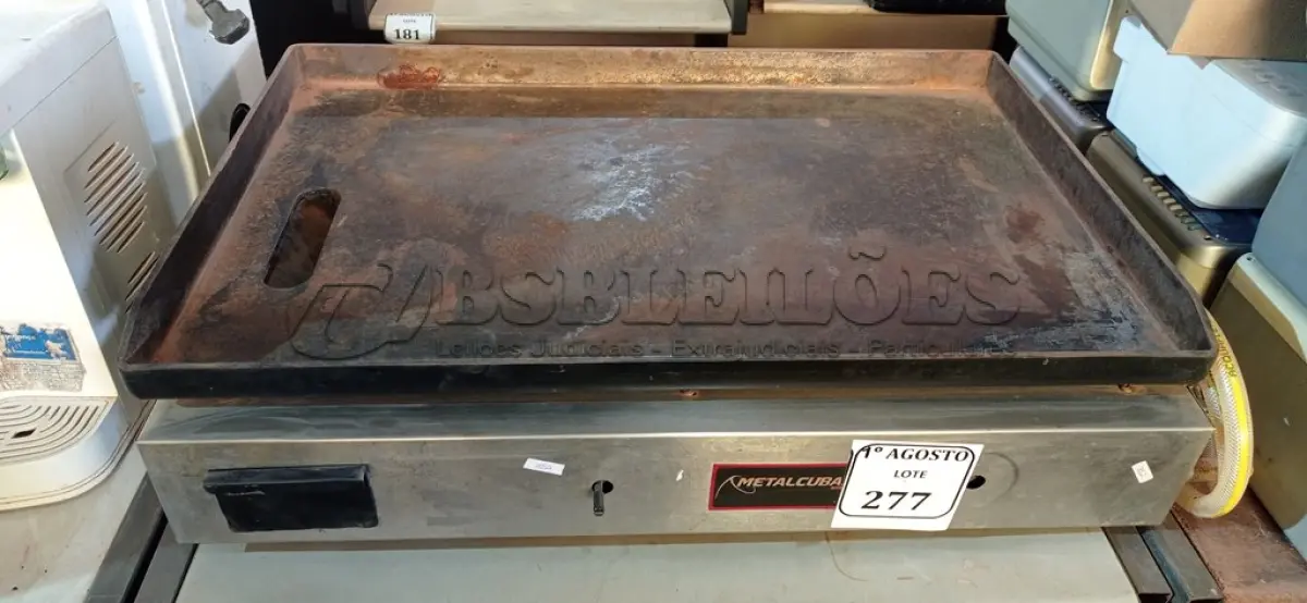 LOTE 277 - 01 CHAPA A GÁS MARCA METALCUBAS. (NO ESTADO) ATENÇÃO! FAZER A VISITAÇÃO ANTES DE ARREMATAR, NÃO SABEMOS SE FUNCIONA. LEILÃO NÃO TEM GARANTIA E NEM DEVOLUÇÃO, SUJEITO A POSSÍVEIS AVARIAS VISÍVEIS/OCULTAS E/OU AUSÊNCIA DE COMPONENTES.