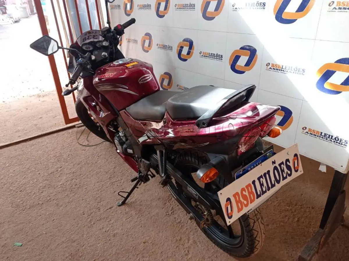 LOTE 338 - 01 MOTO JONNY RACER 150 CILINDRADAS, ANO 2012/2013, NOVA SEM USO KM 006 COR VERMELHA, PARTIDA ELÉTRICA, SEM DÉBITOS - IPVA 2024 POR CONTA DO ARREMATANTE JA COM PLACA MERCOSUL (NO ESTADO)