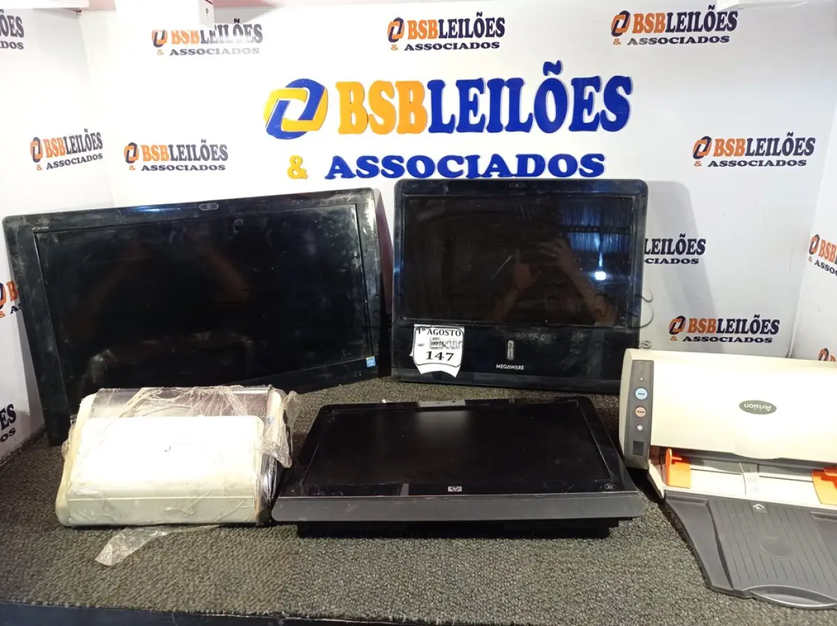 LOTE 147 - 03 ALL IN ONE PARA RETIRADA DE PEÇAS E 02 SCANNER. (NO ESTADO) ATENÇÃO! FAZER A VISITAÇÃO ANTES DE ARREMATAR, NÃO SABEMOS SE FUNCIONA. LEILÃO NÃO TEM GARANTIA E NEM DEVOLUÇÃO, SUJEITO A POSSÍVEIS AVARIAS VISÍVEIS/OCULTAS E/OU AUSÊNCIA DE COMPONENTES.