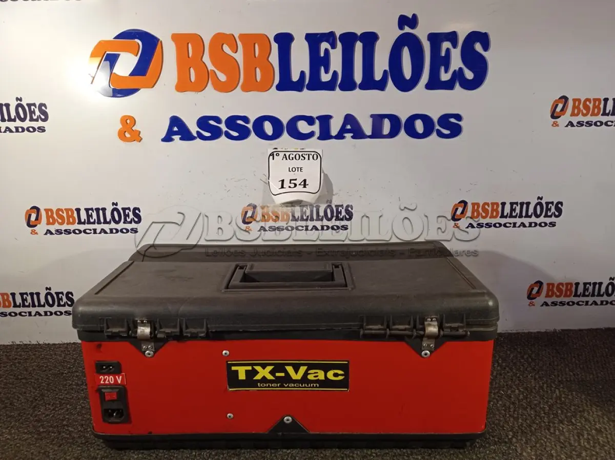 LOTE 154 - 01 ASPIRADOR PARA TONNER TX-VAC. (NO ESTADO) ATENÇÃO! FAZER A VISITAÇÃO ANTES DE ARREMATAR, NÃO SABEMOS SE FUNCIONA. LEILÃO NÃO TEM GARANTIA E NEM DEVOLUÇÃO, SUJEITO A POSSÍVEIS AVARIAS VISÍVEIS/OCULTAS E/OU AUSÊNCIA DE COMPONENTES.