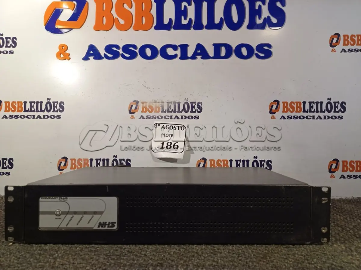 LOTE 186 - 01 NOBREAK PARA RACK. (NO ESTADO) ATENÇÃO! FAZER A VISITAÇÃO ANTES DE ARREMATAR, NÃO SABEMOS SE FUNCIONA. LEILÃO NÃO TEM GARANTIA E NEM DEVOLUÇÃO, SUJEITO A POSSÍVEIS AVARIAS VISÍVEIS/OCULTAS E/OU AUSÊNCIA DE COMPONENTES.