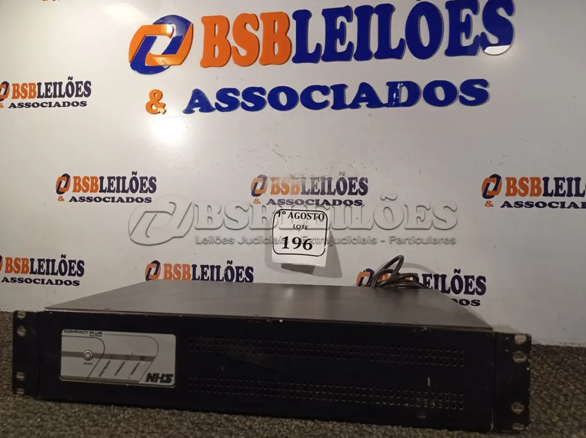 LOTE 196 - 01 NOBREAK PARA RACK (NO ESTADO) ATENÇÃO! FAZER A VISITAÇÃO ANTES DE ARREMATAR, NÃO SABEMOS SE FUNCIONA. LEILÃO NÃO TEM GARANTIA E NEM DEVOLUÇÃO, SUJEITO A POSSÍVEIS AVARIAS VISÍVEIS/OCULTAS E/OU AUSÊNCIA DE COMPONENTES.