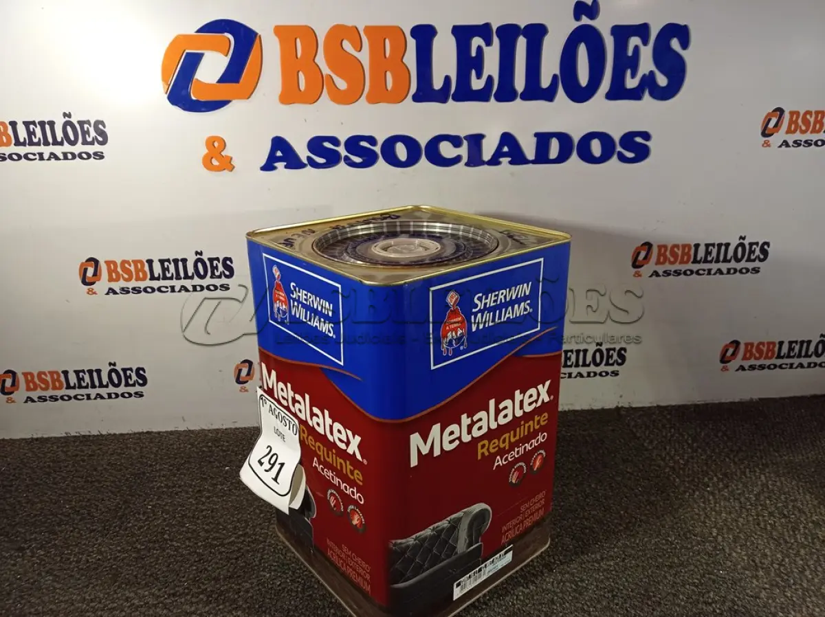 LOTE 291 - 01 LATA DE TINTA REQUINTE ACETINADO BRANCO GELO ACRÍLICA PREMIUM METALATEX SEM CHEIRO. (NO ESTADO) ATENÇÃO! FAZER A VISITAÇÃO ANTES DE ARREMATAR, NÃO SABEMOS SE FUNCIONA. LEILÃO NÃO TEM GARANTIA E NEM DEVOLUÇÃO, SUJEITO A POSSÍVEIS AVARIAS VISÍVEIS/OCULTAS E/OU AUSÊNCIA DE COMPONENTES.