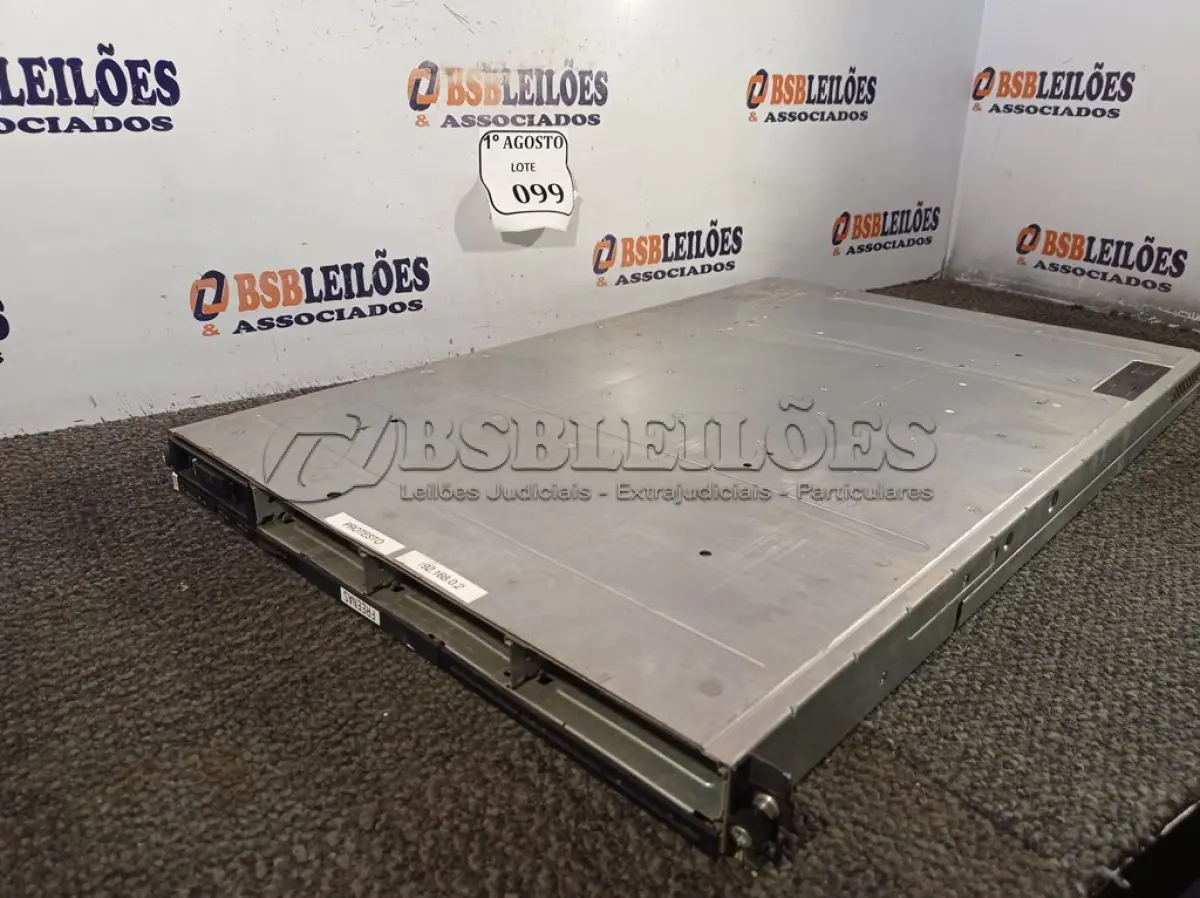 LOTE 099 - 01 SERVIDOR DE RACK (NO ESTADO) ATENÇÃO! FAZER A VISITAÇÃO ANTES DE ARREMATAR, NÃO SABEMOS SE FUNCIONA. LEILÃO NÃO TEM GARANTIA E NEM DEVOLUÇÃO, SUJEITO A POSSÍVEIS AVARIAS VISÍVEIS/OCULTAS E/OU AUSÊNCIA DE COMPONENTES.