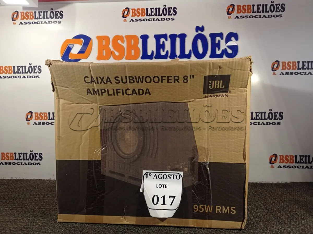 LOTE 017 - 01 CAIXA SUBWOOFER AMPLIFICADA 8’’ 95W RMS. (NO ESTADO) ATENÇÃO! FAZER A VISITAÇÃO ANTES DE ARREMATAR, NÃO SABEMOS SE FUNCIONA. LEILÃO NÃO TEM GARANTIA E NEM DEVOLUÇÃO, SUJEITO A POSSÍVEIS AVARIAS VISÍVEIS/OCULTAS E/OU AUSÊNCIA DE COMPONENTES.