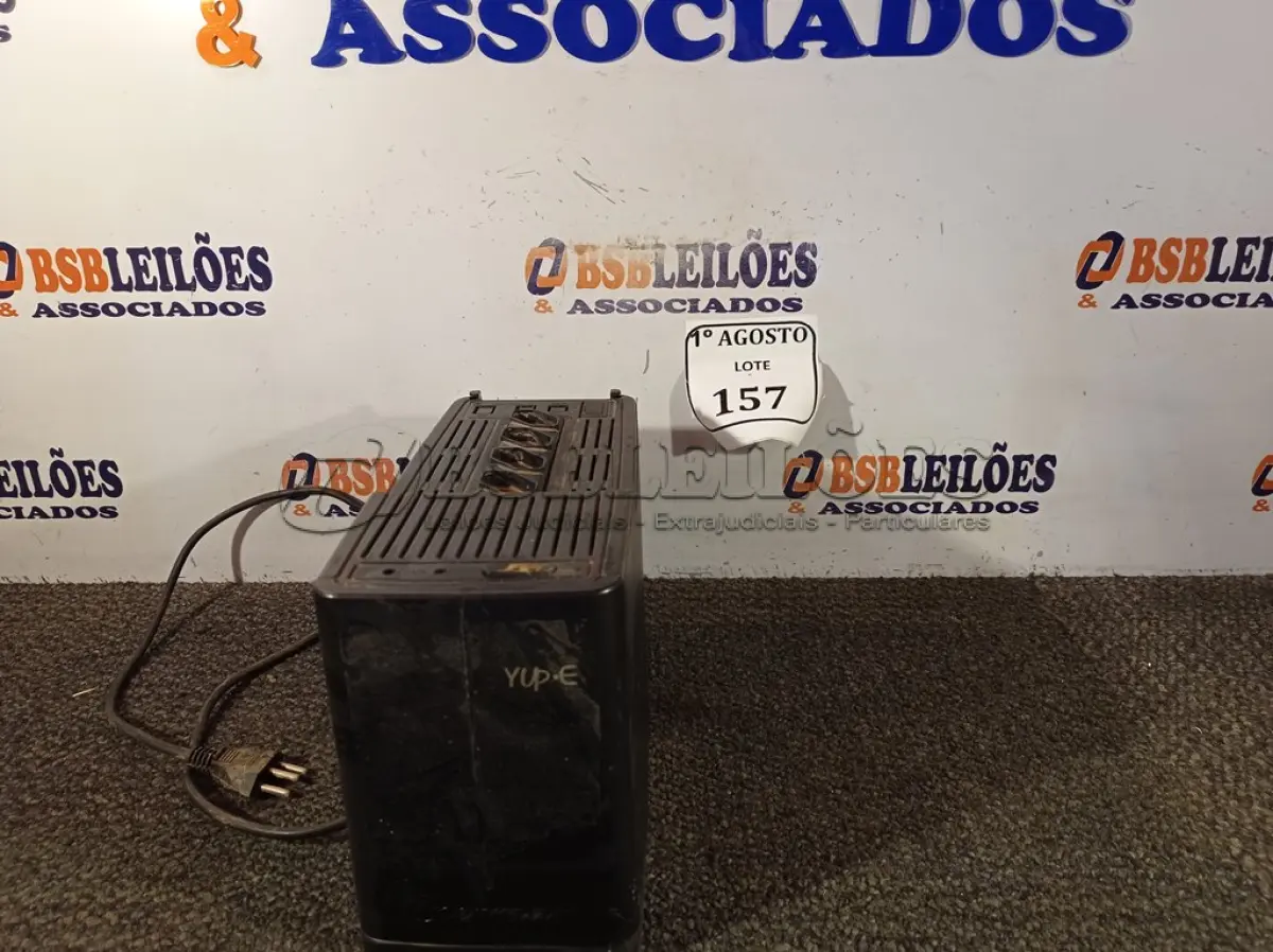 LOTE 157 - 01 NOBREAK DE 600VA BIVOLT ENERMAX. (NO ESTADO) ATENÇÃO! FAZER A VISITAÇÃO ANTES DE ARREMATAR, NÃO SABEMOS SE FUNCIONA. LEILÃO NÃO TEM GARANTIA E NEM DEVOLUÇÃO, SUJEITO A POSSÍVEIS AVARIAS VISÍVEIS/OCULTAS E/OU AUSÊNCIA DE COMPONENTES.