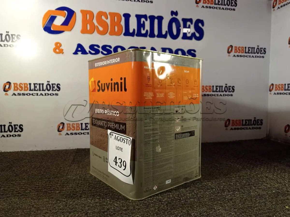 LOTE 439 - 01 LATA DE TINTA TEXTURATTO PREMIUM EFEITO RÚSTICO INTERIOR/EXTERIOR SUVINIL 25KG. (NO ESTADO) ATENÇÃO! FAZER A VISITAÇÃO ANTES DE ARREMATAR, NÃO SABEMOS SE FUNCIONA. LEILÃO NÃO TEM GARANTIA E NEM DEVOLUÇÃO, SUJEITO A POSSÍVEIS AVARIAS VISÍVEIS/OCULTAS E/OU AUSÊNCIA DE COMPONENTES.