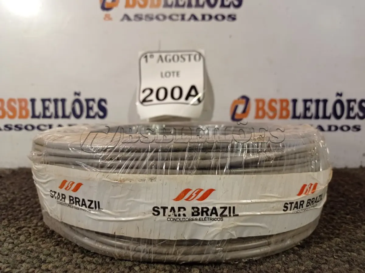 LOTE 200 - 01 ROLO DE CABO FLEXÍVEL 450/750VOLTS 1X4,00MM NA COR CINZA. (NO ESTADO) ATENÇÃO! FAZER A VISITAÇÃO ANTES DE ARREMATAR, NÃO SABEMOS SE FUNCIONA. LEILÃO NÃO TEM GARANTIA E NEM DEVOLUÇÃO, SUJEITO A POSSÍVEIS AVARIAS VISÍVEIS/OCULTAS E/OU AUSÊNCIA DE COMPONENTES.