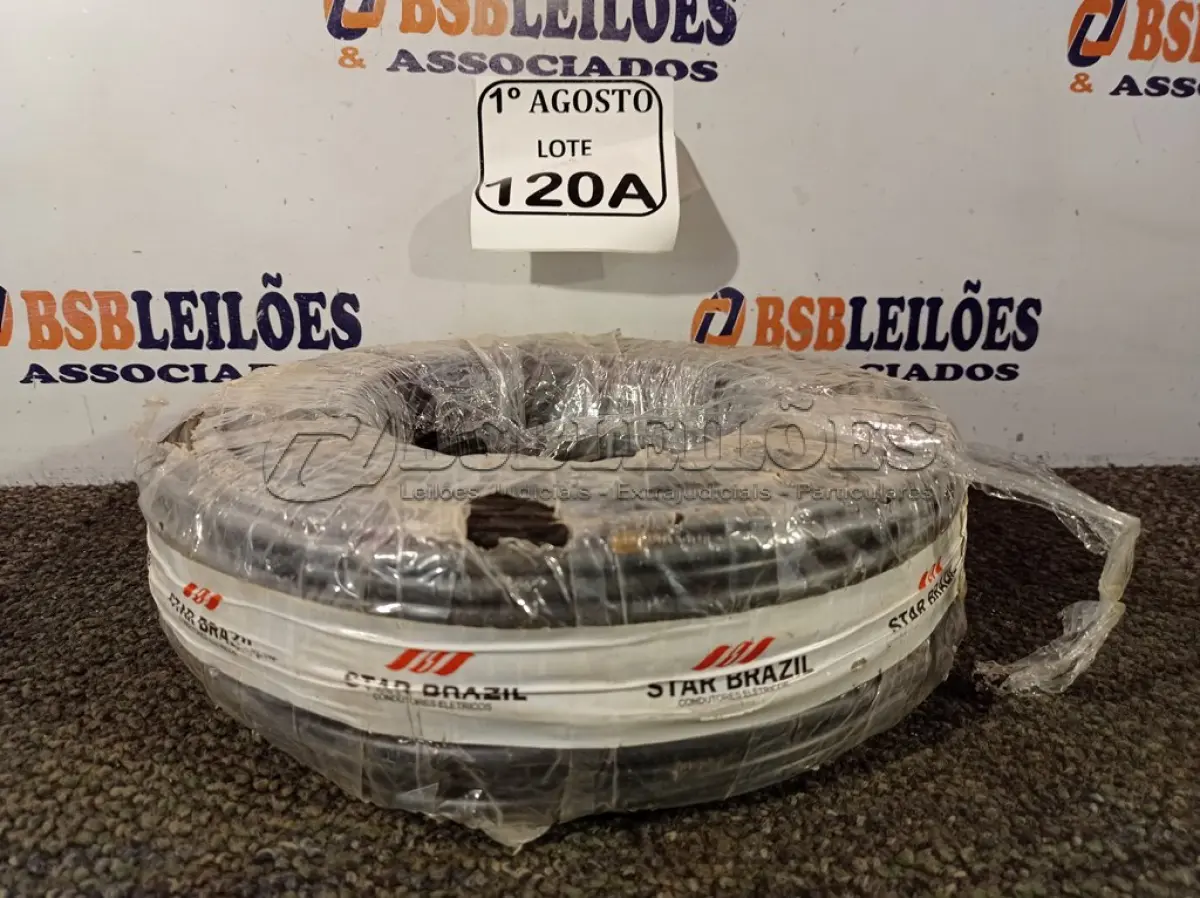 LOTE 120 - 01 ROLO DE CABO FLEXÍVEL 450/750VOLTS 1X10MM NA COR PRETA. (NO ESTADO) ATENÇÃO! FAZER A VISITAÇÃO ANTES DE ARREMATAR, NÃO SABEMOS SE FUNCIONA. LEILÃO NÃO TEM GARANTIA E NEM DEVOLUÇÃO, SUJEITO A POSSÍVEIS AVARIAS VISÍVEIS/OCULTAS E/OU AUSÊNCIA DE COMPONENTES.