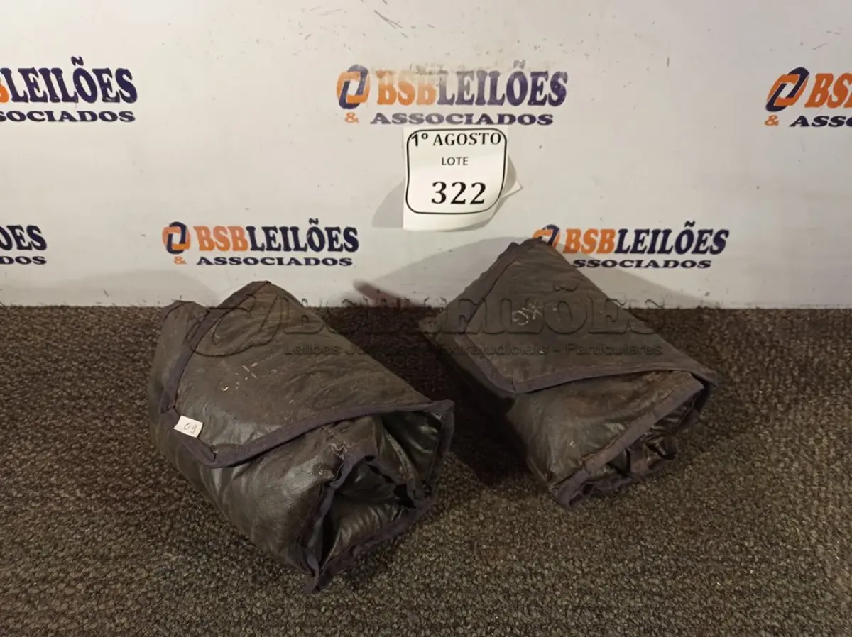 LOTE 322 - 02 TORNOZELEIRAS PARA AACADEMIA 4KG. (NO ESTADO) ATENÇÃO! FAZER A VISITAÇÃO ANTES DE ARREMATAR, NÃO SABEMOS SE FUNCIONA. LEILÃO NÃO TEM GARANTIA E NEM DEVOLUÇÃO, SUJEITO A POSSÍVEIS AVARIAS VISÍVEIS/OCULTAS E/OU AUSÊNCIA DE COMPONENTES.