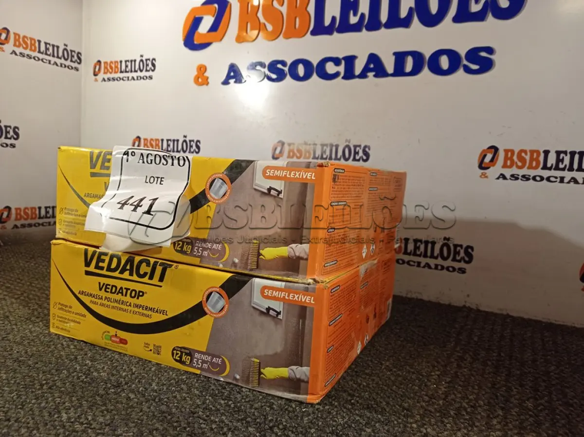 LOTE 441 - 02 CAIXAS DE VEDATOP ARGAMASSA POLIMÉRICA IMPERMEÁVEL 12KG. (NO ESTADO) ATENÇÃO! FAZER A VISITAÇÃO ANTES DE ARREMATAR, NÃO SABEMOS SE FUNCIONA. LEILÃO NÃO TEM GARANTIA E NEM DEVOLUÇÃO, SUJEITO A POSSÍVEIS AVARIAS VISÍVEIS/OCULTAS E/OU AUSÊNCIA DE COMPONENTES.