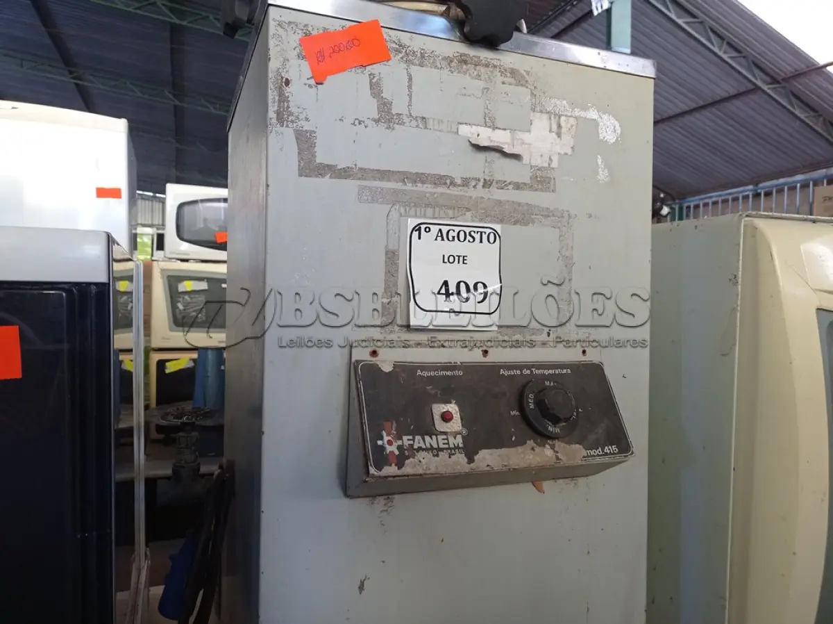 LOTE 409 - 01 AUTO CALVE PHOENIX 220VOLTS. (NO ESTADO) ATENÇÃO! FAZER A VISITAÇÃO ANTES DE ARREMATAR, NÃO SABEMOS SE FUNCIONA. LEILÃO NÃO TEM GARANTIA E NEM DEVOLUÇÃO, SUJEITO A POSSÍVEIS AVARIAS VISÍVEIS/OCULTAS E/OU AUSÊNCIA DE COMPONENTES.