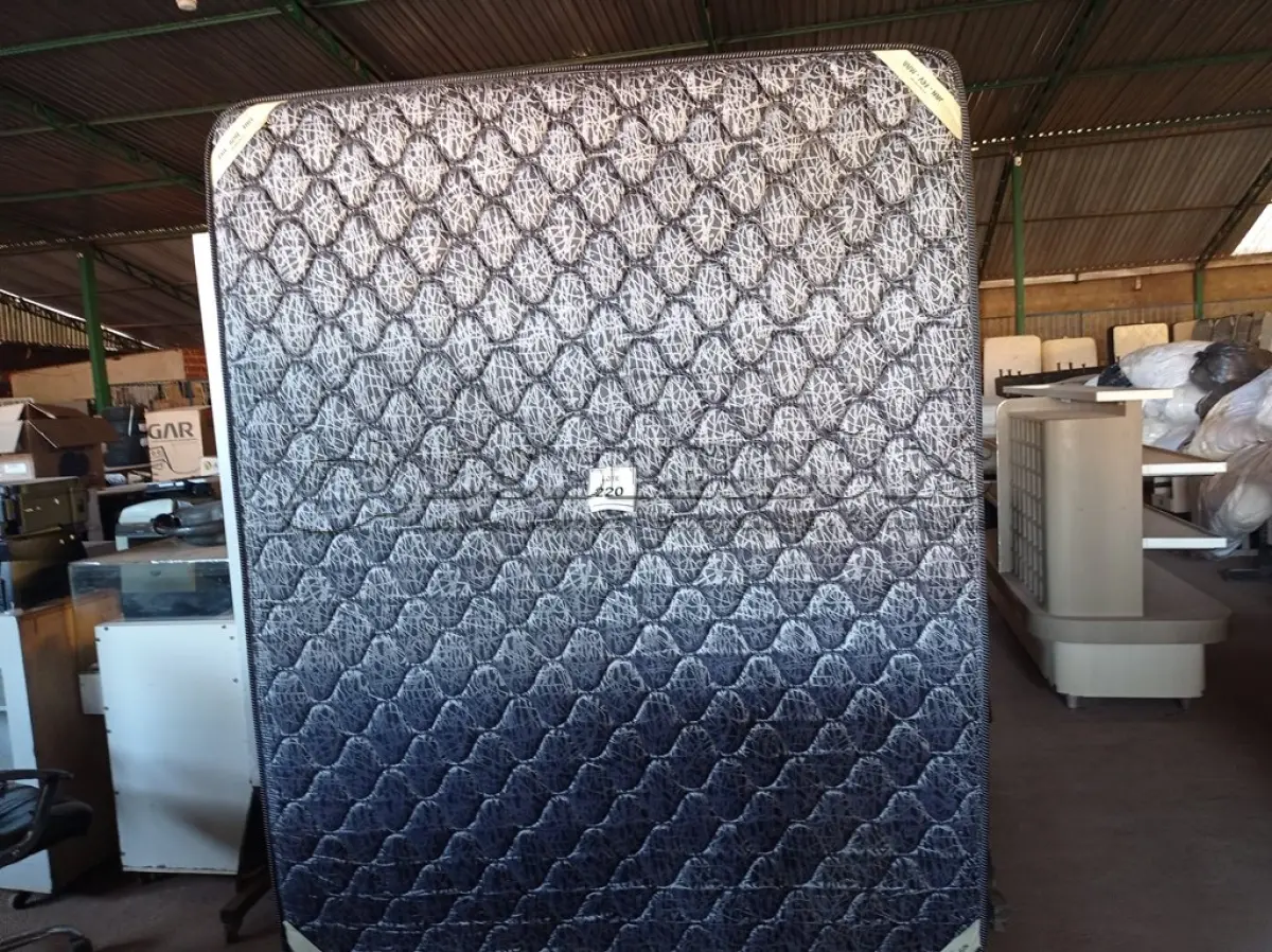 LOTE 220