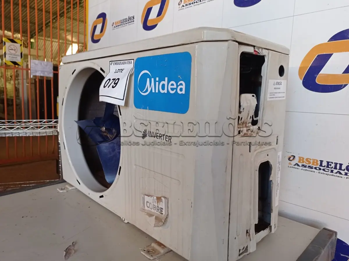 LOTE 079 - 01 CONDENSADORA MIDEA INVERTER (CONDENSATORS). (NO ESTADO EM QUE SE ENCONTRA. SUJEITO A AVARIAS OCULTAS/VISÍVEIS.)0000092