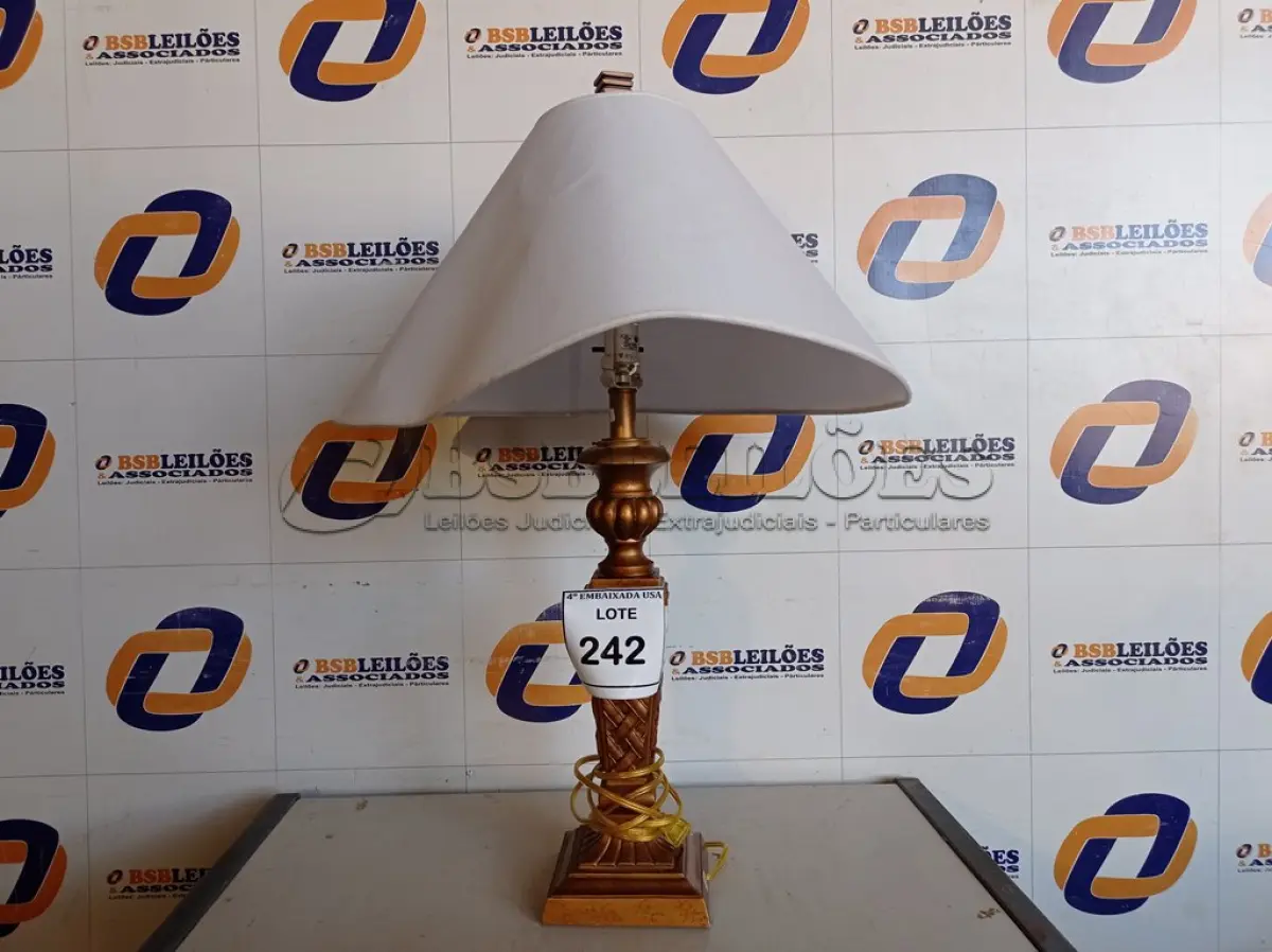 LOTE 242