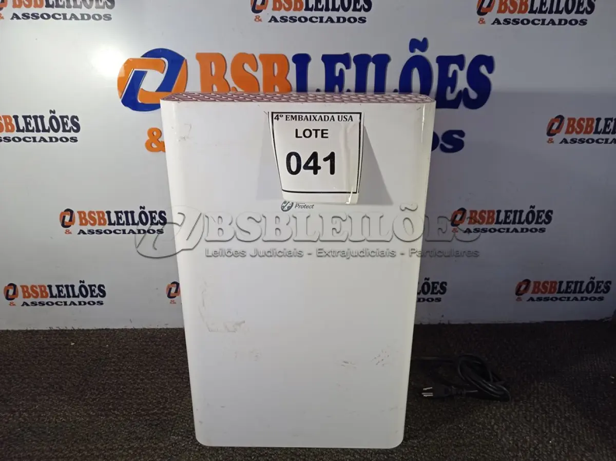 LOTE 041 - 01 PURIFICADOR DE AR 127V MARCA PHILCO AIR PURIFIER. (NO ESTADO EM QUE SE ENCONTRA. SUJEITO A AVARIAS OCULTAS/VISÍVEIS.) BH1419M