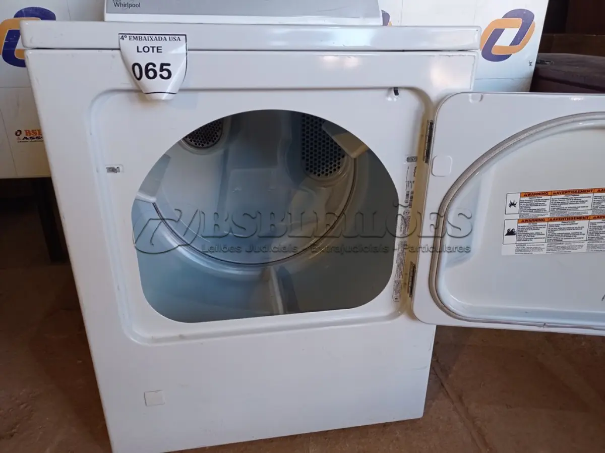 LOTE 065 - 01 SECADORA DE ROUPAS WGD4800BQI MARCA WHIRLPOOL 115V (DRYER). (NO ESTADO EM QUE SE ENCONTRA. SUJEITO A AVARIAS OCULTAS/VISÍVEIS.) BF8576A