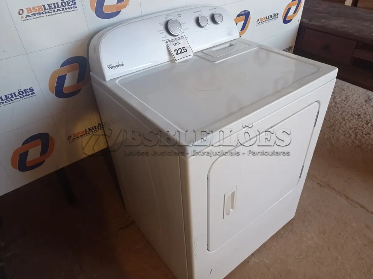 LOTE 225 - 01 SECADORA DE ROUPAS WHIRLPOOL MOD: WGD4800BQ1 (DRYER). (NO ESTADO EM QUE SE ENCONTRA. SUJEITO A AVARIAS OCULTAS/VISÍVEIS.) AV9319J