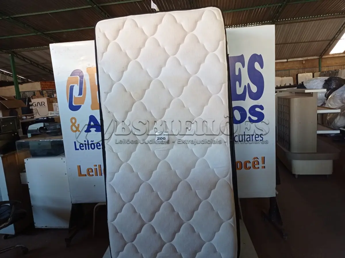 LOTE 200