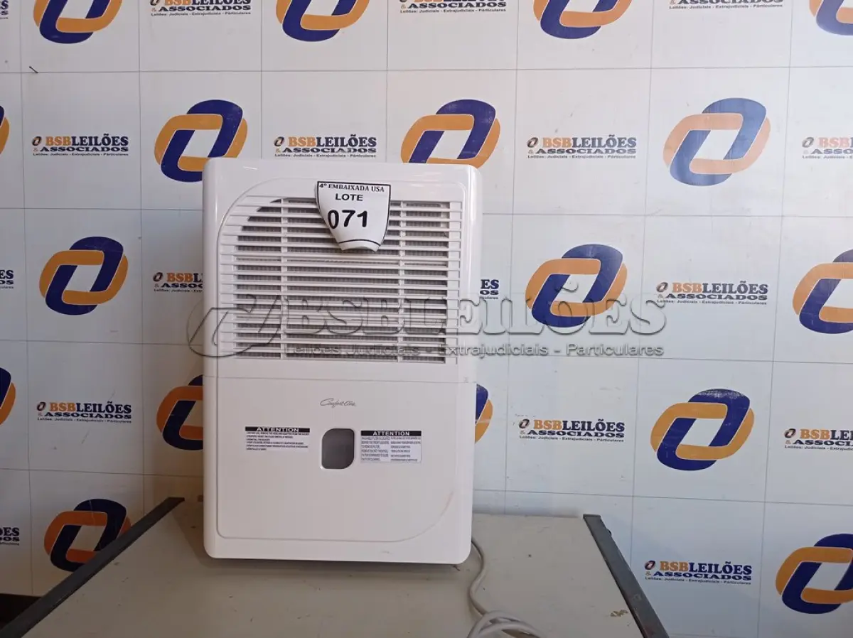 LOTE 071