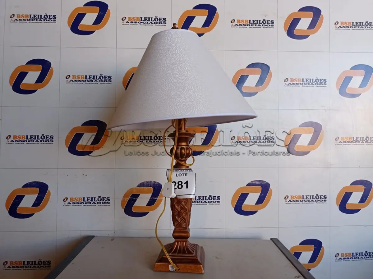 LOTE 281
