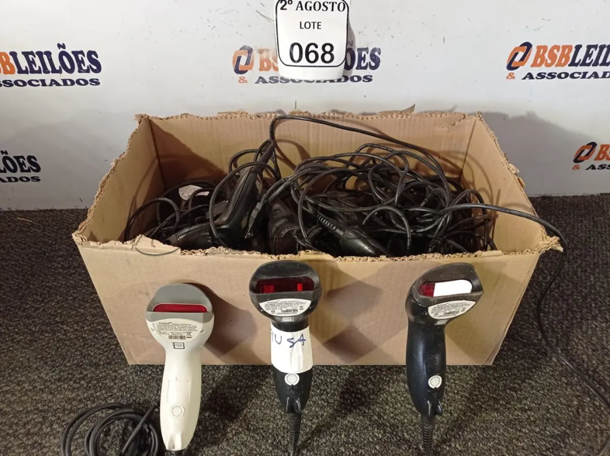 LOTE 068 - 01 LOTE COM VÁRIOS LEITORES DE CÓDIGOS DE BARRAS COM ENTRADAS USB. (NO ESTADO) ATENÇÃO! FAZER A VISITAÇÃO ANTES DE ARREMATAR, NÃO SABEMOS SE FUNCIONA. LEILÃO NÃO TEM GARANTIA E NEM DEVOLUÇÃO, SUJEITO A POSSÍVEIS AVARIAS VISÍVEIS/OCULTAS E/OU AUSÊNCIA DE COMPONENTES.