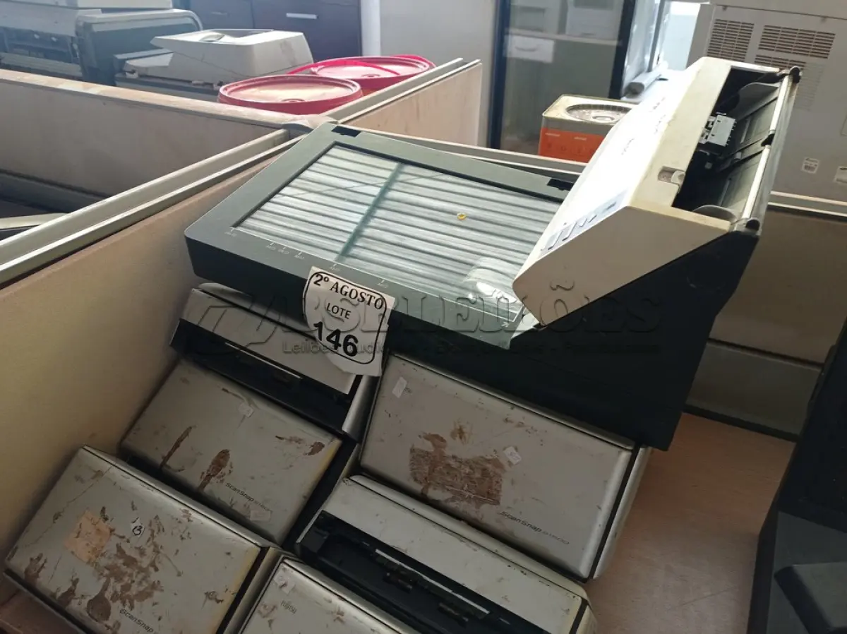 LOTE 146 - 14 SCANNERS MARCAS E MODELOS DIVERSOS. (NO ESTADO) ATENÇÃO! FAZER A VISITAÇÃO ANTES DE ARREMATAR, NÃO SABEMOS SE FUNCIONA. LEILÃO NÃO TEM GARANTIA E NEM DEVOLUÇÃO, SUJEITO A POSSÍVEIS AVARIAS VISÍVEIS/OCULTAS E/OU AUSÊNCIA DE COMPONENTES.