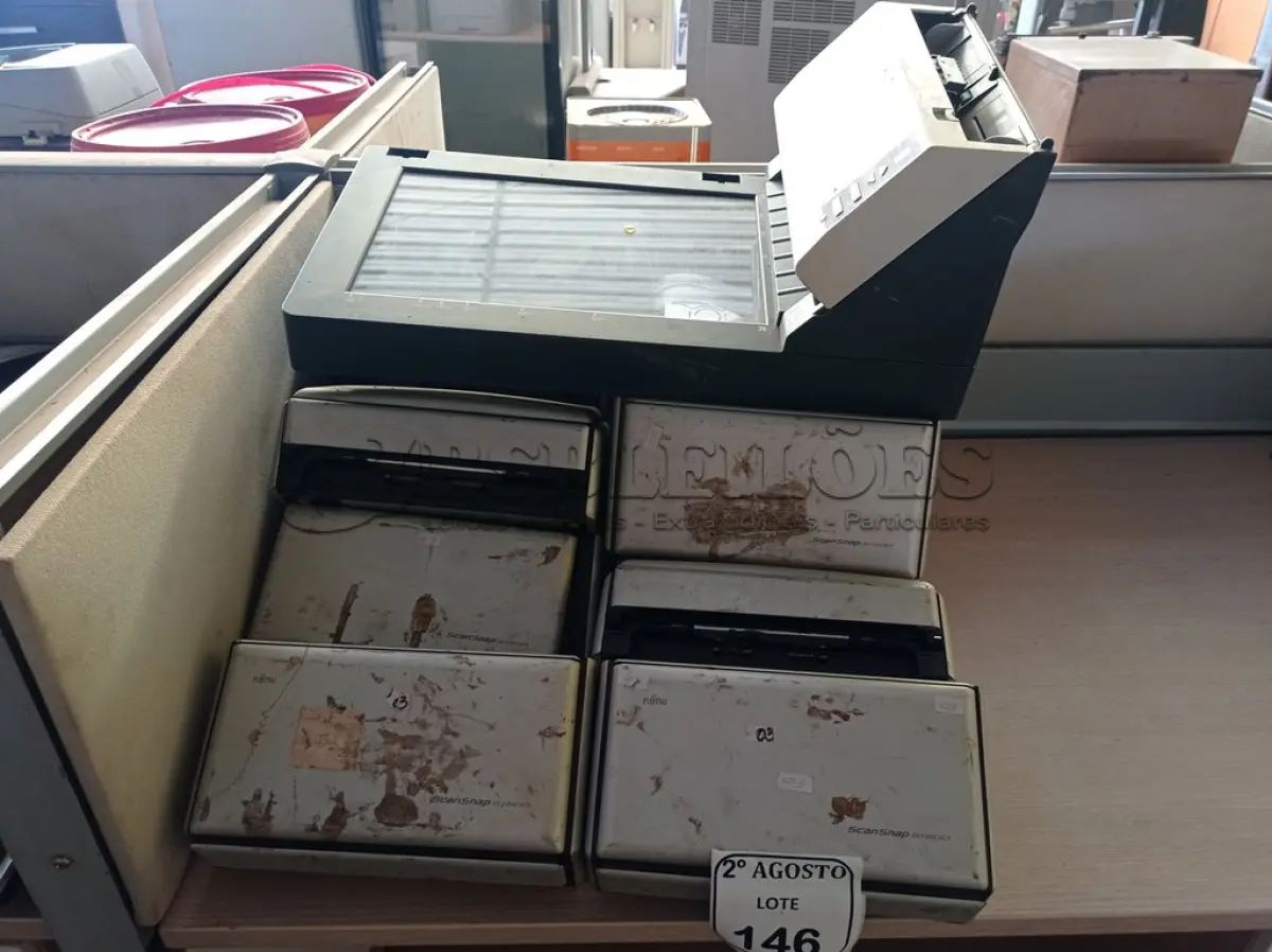 LOTE 146 - 14 SCANNERS MARCAS E MODELOS DIVERSOS. (NO ESTADO) ATENÇÃO! FAZER A VISITAÇÃO ANTES DE ARREMATAR, NÃO SABEMOS SE FUNCIONA. LEILÃO NÃO TEM GARANTIA E NEM DEVOLUÇÃO, SUJEITO A POSSÍVEIS AVARIAS VISÍVEIS/OCULTAS E/OU AUSÊNCIA DE COMPONENTES.