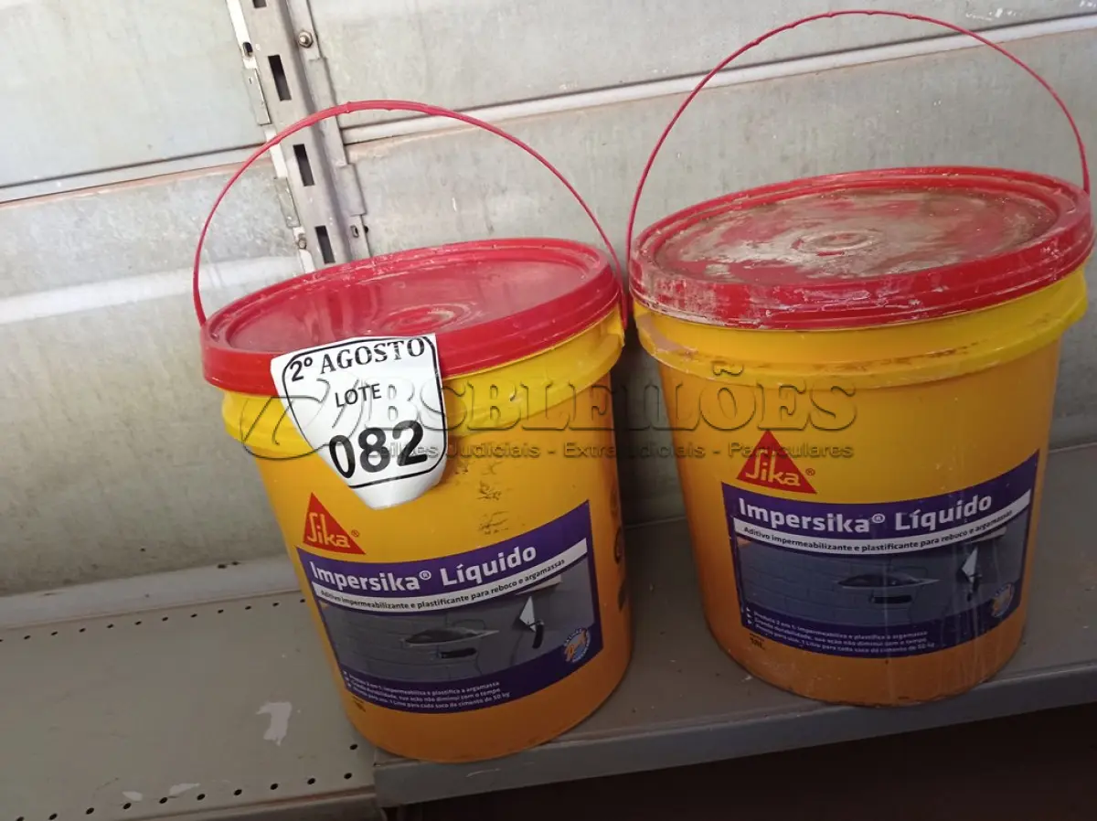 LOTE 082 - 02 BALDES DE IMPERSIKA LÍQUIDO ADITIVO PLASTIFICANTE PARA ARGAMASSA DE ASSENTAMENTO E REBOCO, 18 LITROS CADA. (NO ESTADO) ATENÇÃO! FAZER A VISITAÇÃO ANTES DE ARREMATAR, NÃO SABEMOS SE FUNCIONA. LEILÃO NÃO TEM GARANTIA E NEM DEVOLUÇÃO, SUJEITO A POSSÍVEIS AVARIAS VISÍVEIS/OCULTAS E/OU AUSÊNCIA DE COMPONENTES.