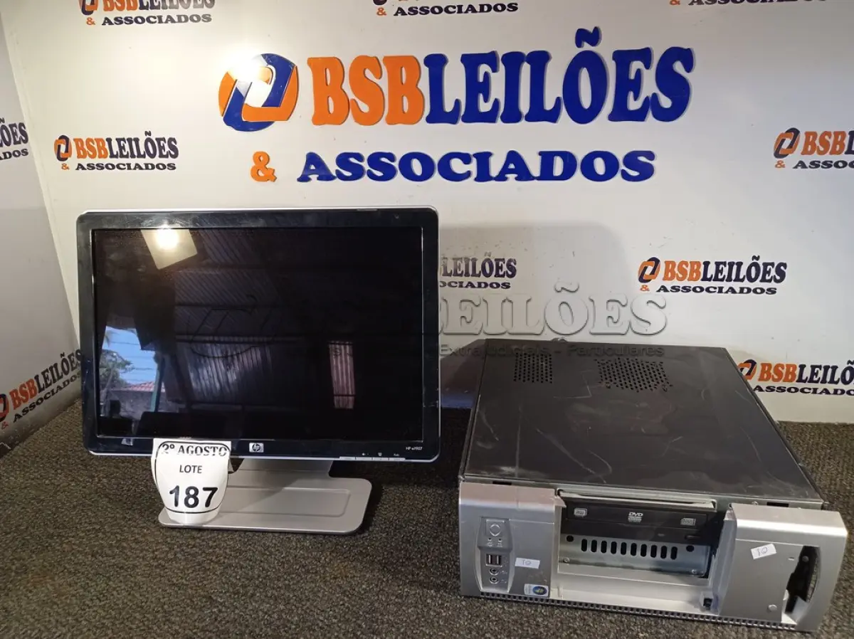 LOTE 187 - 01 MONITOR HP, 01 CPU. (NO ESTADO) ATENÇÃO! FAZER A VISITAÇÃO ANTES DE ARREMATAR, NÃO SABEMOS SE FUNCIONA. LEILÃO NÃO TEM GARANTIA E NEM DEVOLUÇÃO, SUJEITO A POSSÍVEIS AVARIAS VISÍVEIS/OCULTAS E/OU AUSÊNCIA DE COMPONENTES.
