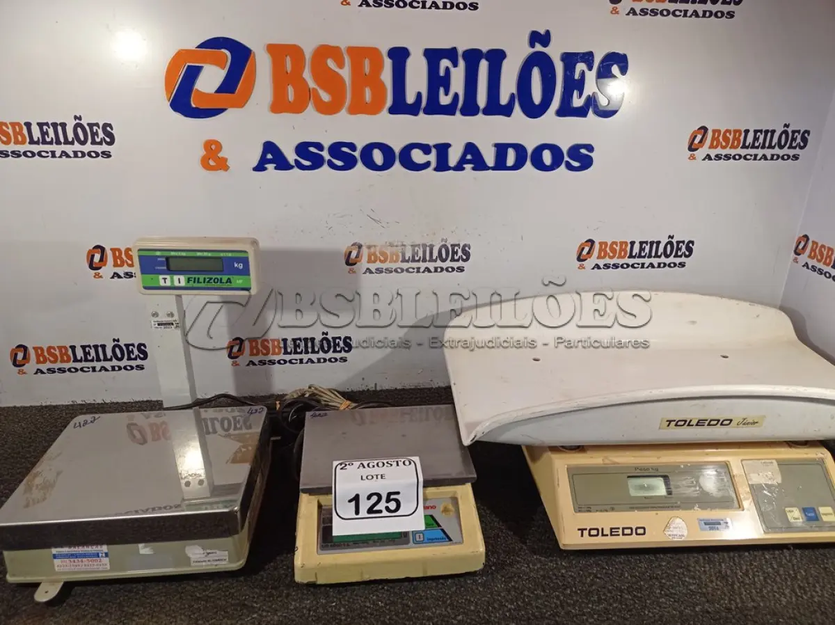 LOTE 125 - 03 BALANÇAS DIGITAIS, SENDO 01 PARA PESAR BEBÊS DE MARCAS E MODELOS DIVERSOS. (NO ESTADO) ATENÇÃO! FAZER A VISITAÇÃO ANTES DE ARREMATAR, NÃO SABEMOS SE FUNCIONA. LEILÃO NÃO TEM GARANTIA E NEM DEVOLUÇÃO, SUJEITO A POSSÍVEIS AVARIAS VISÍVEIS/OCULTAS E/OU AUSÊNCIA DE COMPONENTES.