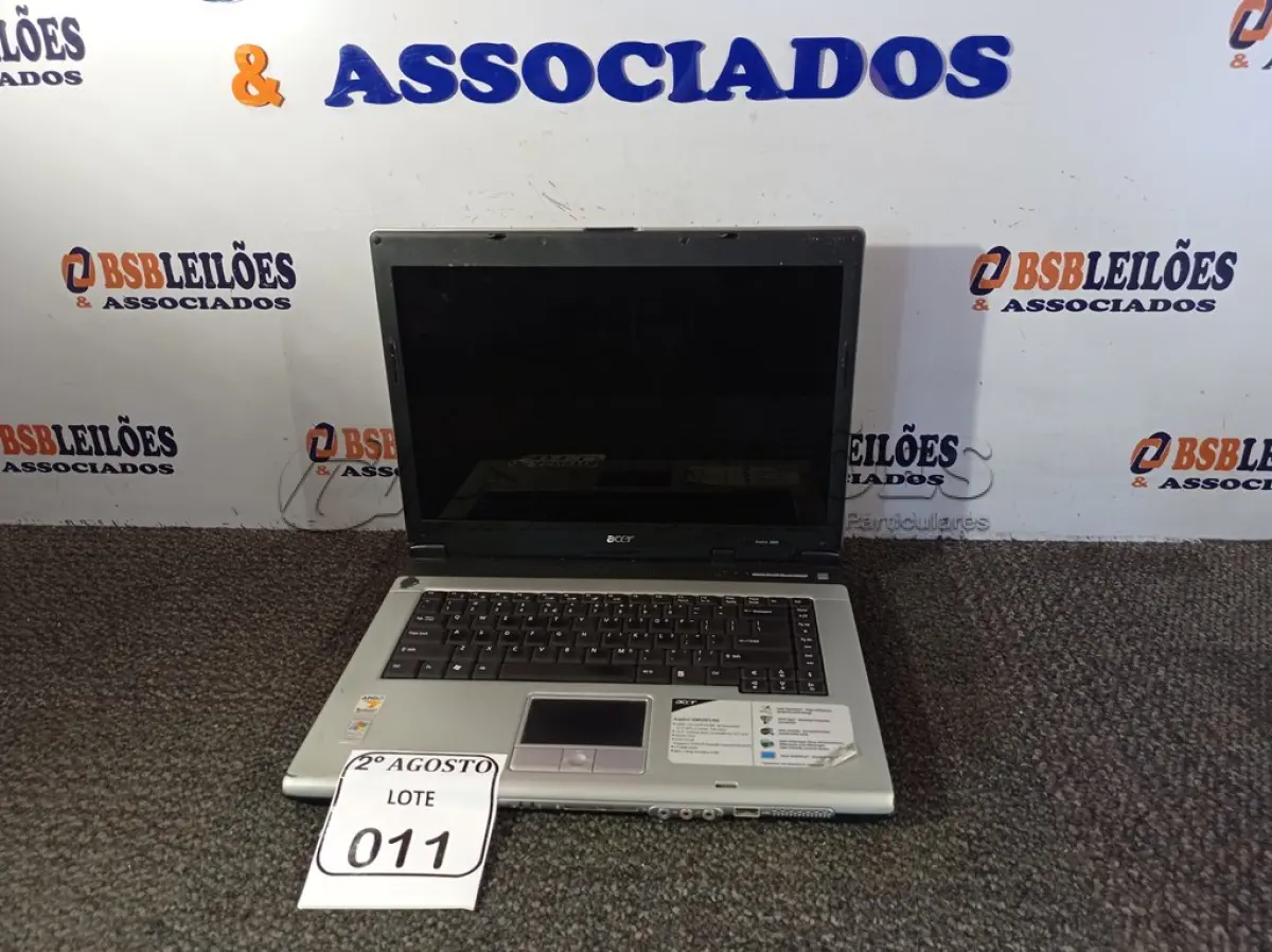 LOTE 011 - 01 NOTEBOOK MARCA ACER MODELO ASPIRE5000, SEM FONTE. (NO ESTADO) ATENÇÃO! FAZER A VISITAÇÃO ANTES DE ARREMATAR, NÃO SABEMOS SE FUNCIONA. LEILÃO NÃO TEM GARANTIA E NEM DEVOLUÇÃO, SUJEITO A POSSÍVEIS AVARIAS VISÍVEIS/OCULTAS E/OU AUSÊNCIA DE COMPONENTES.
