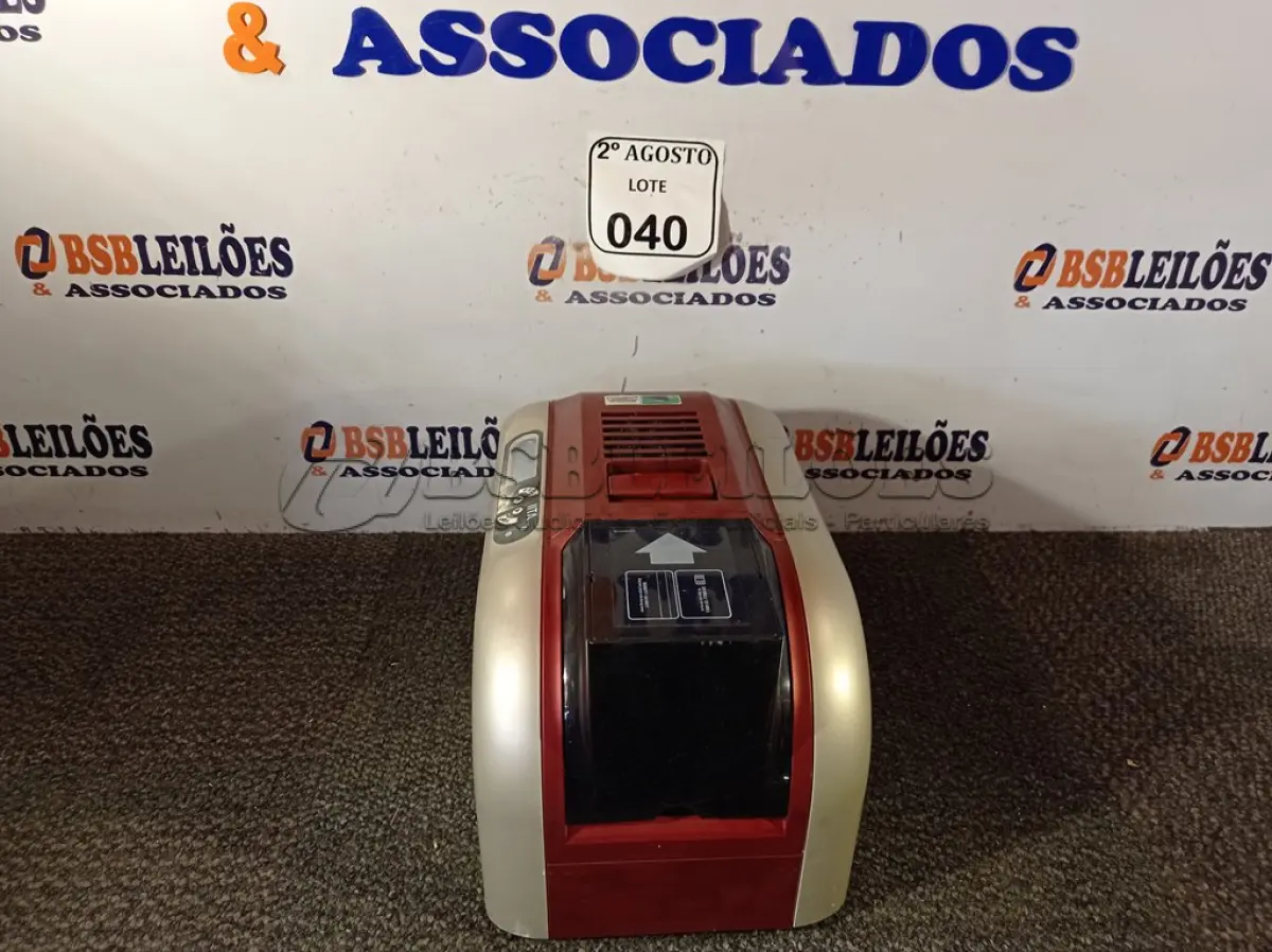 LOTE 040 - 01 IMPRESSORA DE CRACHÁ MODELO 2ITA CTC-BR SEM FONTE.  (NO ESTADO) ATENÇÃO! FAZER A VISITAÇÃO ANTES DE ARREMATAR, NÃO SABEMOS SE FUNCIONA. LEILÃO NÃO TEM GARANTIA E NEM DEVOLUÇÃO, SUJEITO A POSSÍVEIS AVARIAS VISÍVEIS/OCULTAS E/OU AUSÊNCIA DE COMPONENTES.