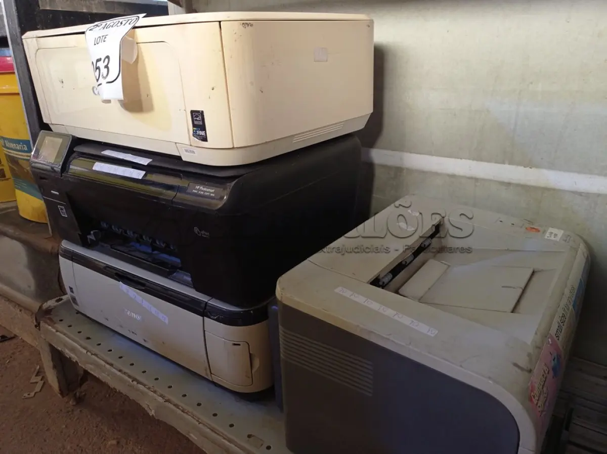 LOTE 053 - 04 IMPRESSORAS MARCAS E MODELOS DIVERSOS. (NO ESTADO) ATENÇÃO! FAZER A VISITAÇÃO ANTES DE ARREMATAR, NÃO SABEMOS SE FUNCIONA. LEILÃO NÃO TEM GARANTIA E NEM DEVOLUÇÃO, SUJEITO A POSSÍVEIS AVARIAS VISÍVEIS/OCULTAS E/OU AUSÊNCIA DE COMPONENTES.