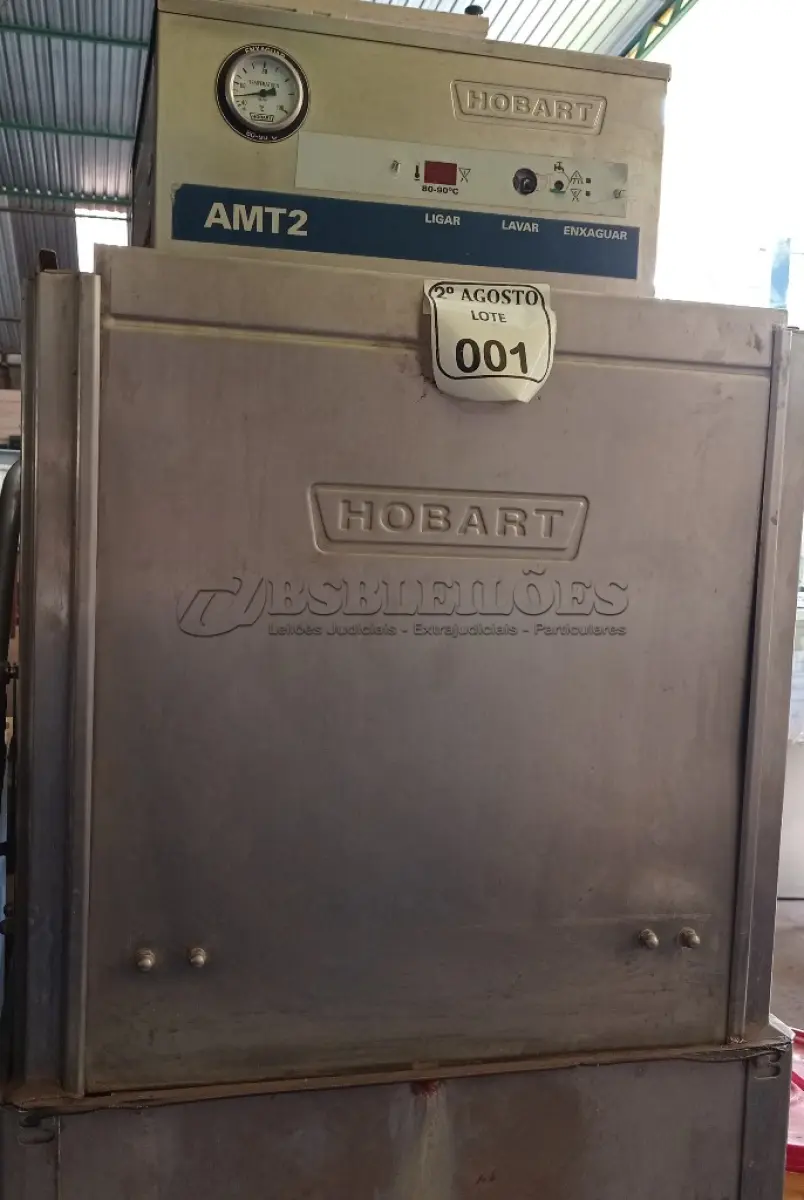 LOTE 001 - 01 LAVA-LOUÇAS INDUSTRIAL EM INOX INCOMPLETA, MODELO AMT2 MARCA HOBAT. (NO ESTADO) ATENÇÃO! FAZER A VISITAÇÃO ANTES DE ARREMATAR, NÃO SABEMOS SE FUNCIONA. LEILÃO NÃO TEM GARANTIA E NEM DEVOLUÇÃO, SUJEITO A POSSÍVEIS AVARIAS VISÍVEIS/OCULTAS E/OU AUSÊNCIA DE COMPONENTES.