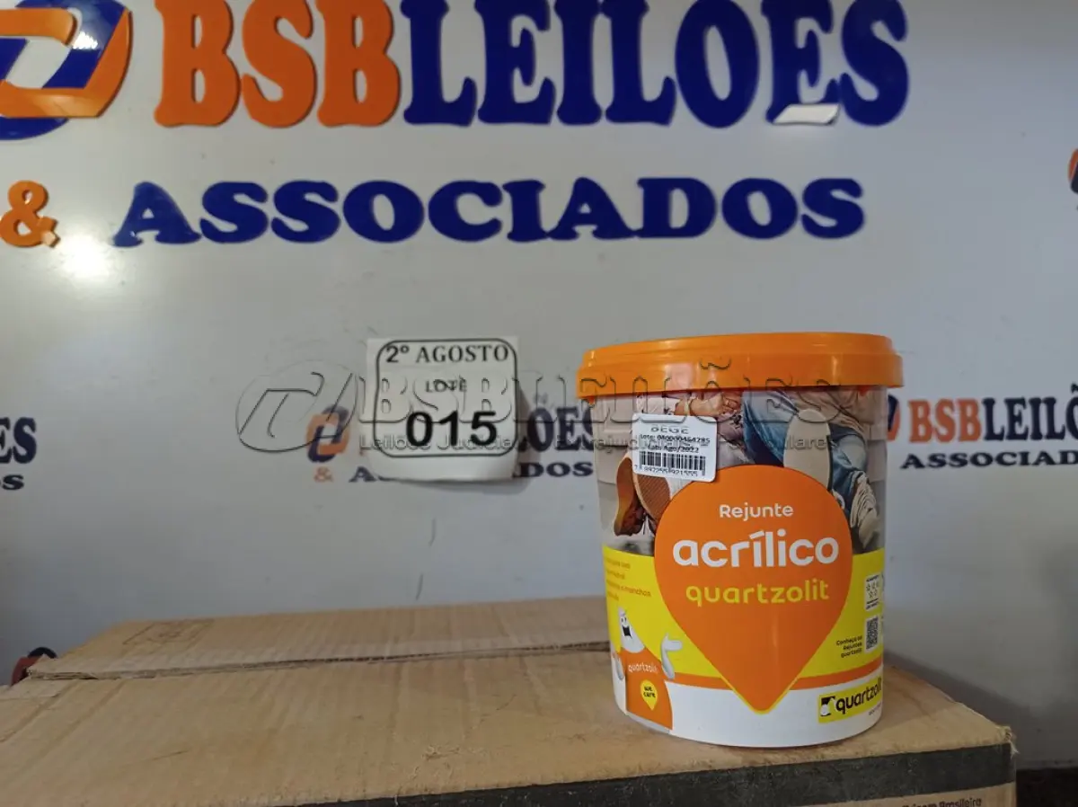 LOTE 015 - 06 REJUNTES ACRÍLICO 1KG CADA. (NO ESTADO) ATENÇÃO! FAZER A VISITAÇÃO ANTES DE ARREMATAR, NÃO SABEMOS SE FUNCIONA. LEILÃO NÃO TEM GARANTIA E NEM DEVOLUÇÃO, SUJEITO A POSSÍVEIS AVARIAS VISÍVEIS/OCULTAS E/OU AUSÊNCIA DE COMPONENTES.