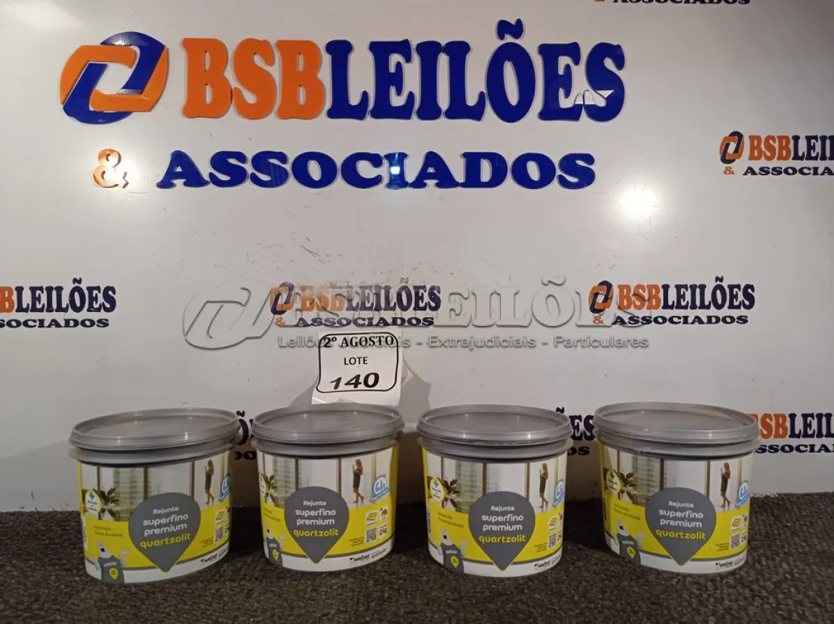 LOTE 140 - 04 POTES DE REJUNTE SUPERFINO PREMIUM QUARTZOLIT DE 2KG CADA. (NO ESTADO) ATENÇÃO! FAZER A VISITAÇÃO ANTES DE ARREMATAR, NÃO SABEMOS SE FUNCIONA. LEILÃO NÃO TEM GARANTIA E NEM DEVOLUÇÃO, SUJEITO A POSSÍVEIS AVARIAS VISÍVEIS/OCULTAS E/OU AUSÊNCIA DE COMPONENTES.