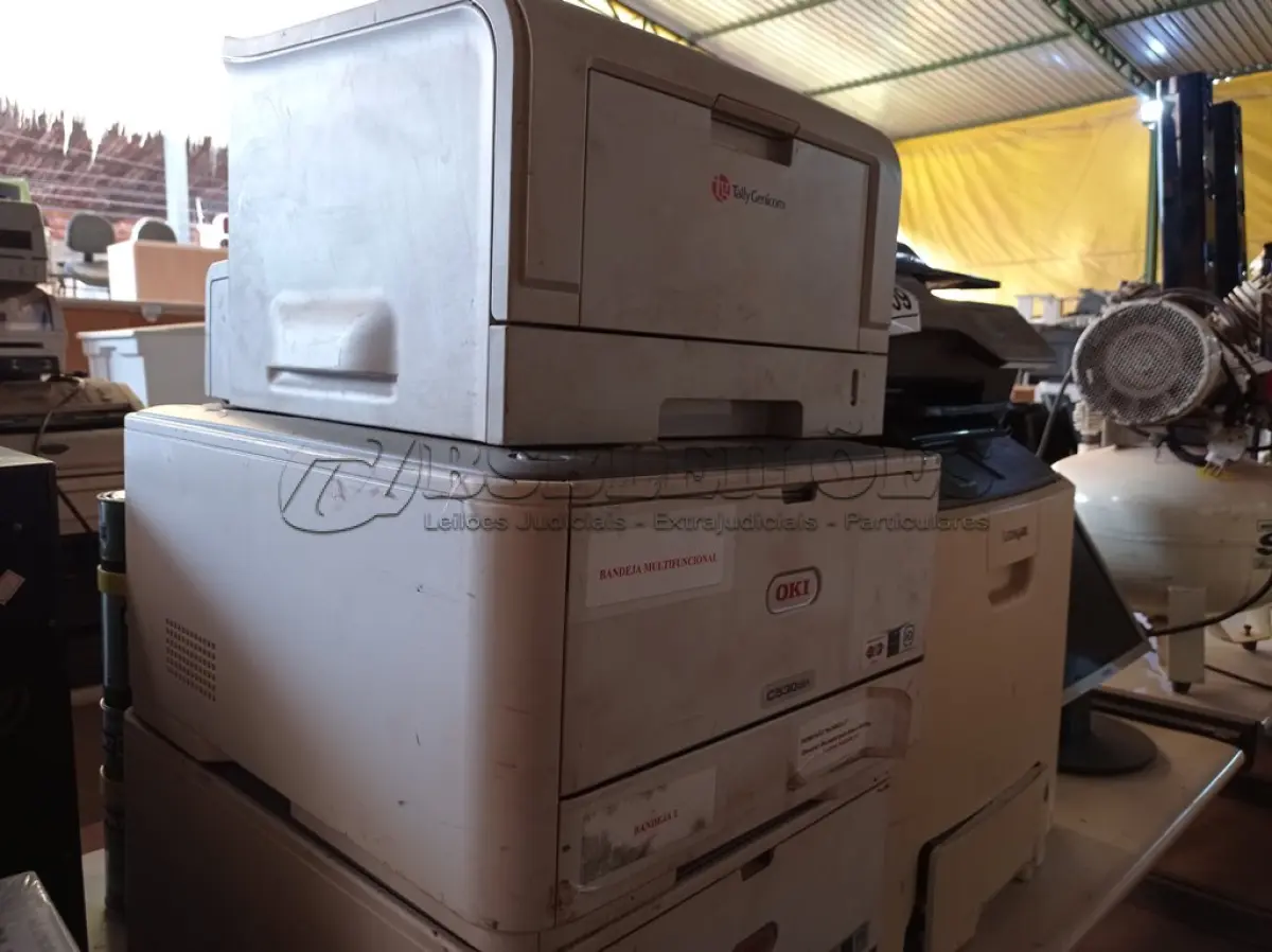 LOTE 109 - 05 IMPRESSORAS MARCAS E MODELOS DIVERSOS. (NO ESTADO) ATENÇÃO! FAZER A VISITAÇÃO ANTES DE ARREMATAR, NÃO SABEMOS SE FUNCIONA. LEILÃO NÃO TEM GARANTIA E NEM DEVOLUÇÃO, SUJEITO A POSSÍVEIS AVARIAS VISÍVEIS/OCULTAS E/OU AUSÊNCIA DE COMPONENTES.