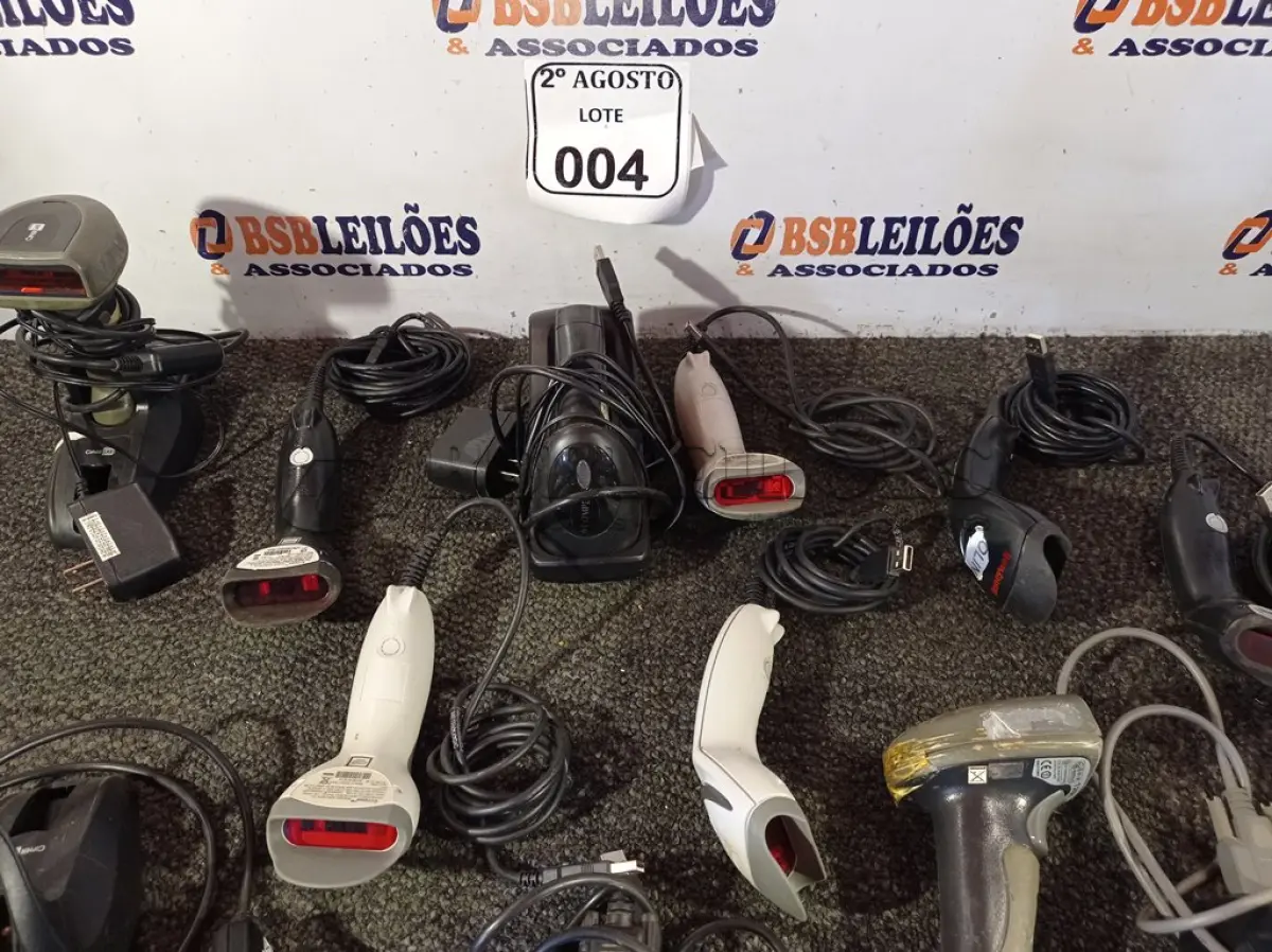 LOTE 004 - 01 LOTE COM VÁRIOS LEITORES DE CÓDIGOS DIVERSOS. (NO ESTADO) ATENÇÃO! FAZER A VISITAÇÃO ANTES DE ARREMATAR, NÃO SABEMOS SE FUNCIONA. LEILÃO NÃO TEM GARANTIA E NEM DEVOLUÇÃO, SUJEITO A POSSÍVEIS AVARIAS VISÍVEIS/OCULTAS E/OU AUSÊNCIA DE COMPONENTES.