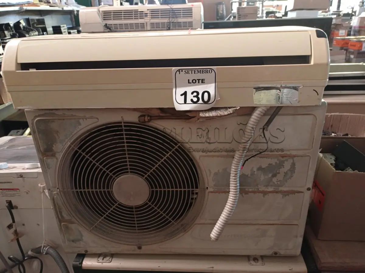 LOTE 130 - 01 CONDENSADORA E 01 VAPORIZADORA MARCA MITSUBISH. (NO ESTADO) ATENÇÃO! FAZER A VISITAÇÃO ANTES DE ARREMATAR, NÃO SABEMOS SE FUNCIONA. LEILÃO NÃO TEM GARANTIA E NEM DEVOLUÇÃO, SUJEITO A POSSÍVEIS AVARIAS VISÍVEIS/OCULTAS E/OU AUSÊNCIA DE COMPONENTES.