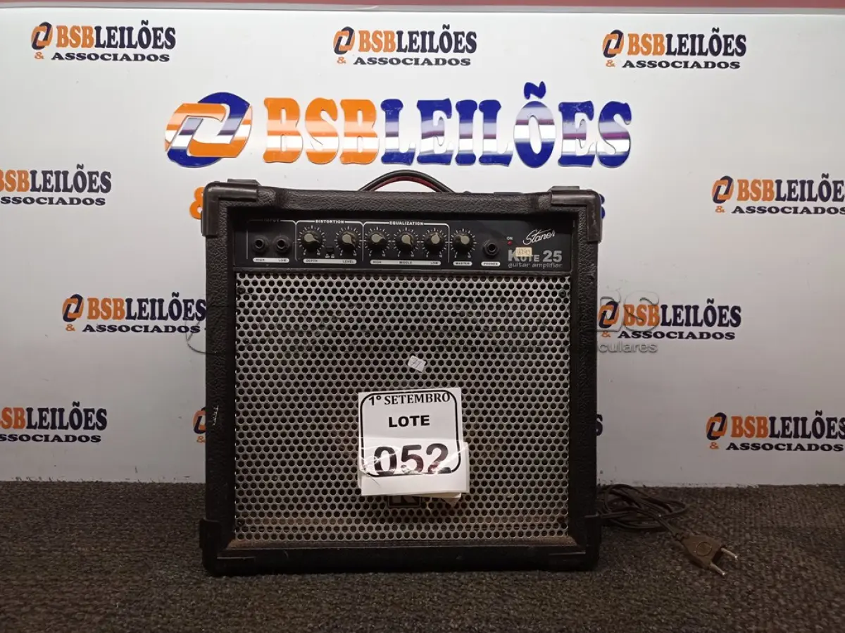 LOTE 052 - 01 CAIXA DE SOM AMPLIFICADA MARCA STANER MODELO KUTE 25 220V. (NO ESTADO) ATENÇÃO! FAZER A VISITAÇÃO ANTES DE ARREMATAR, NÃO SABEMOS SE FUNCIONA. LEILÃO NÃO TEM GARANTIA E NEM DEVOLUÇÃO, SUJEITO A POSSÍVEIS AVARIAS VISÍVEIS/OCULTAS E/OU AUSÊNCIA DE COMPONENTES.