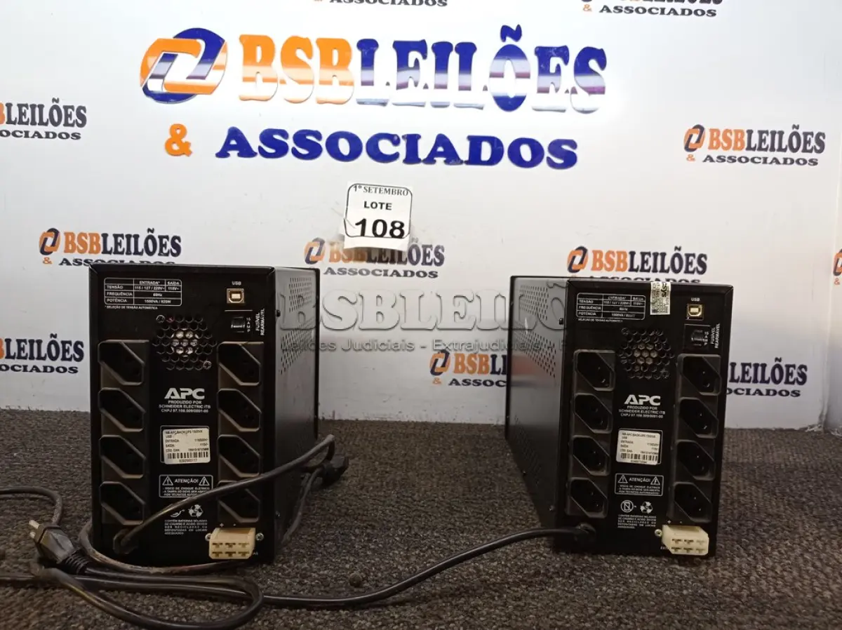 LOTE 108 - 02 NOBREAKS MARCA APC V1500W CADA. (NO ESTADO) ATENÇÃO! FAZER A VISITAÇÃO ANTES DE ARREMATAR, NÃO SABEMOS SE FUNCIONA. LEILÃO NÃO TEM GARANTIA E NEM DEVOLUÇÃO, SUJEITO A POSSÍVEIS AVARIAS VISÍVEIS/OCULTAS E/OU AUSÊNCIA DE COMPONENTES.