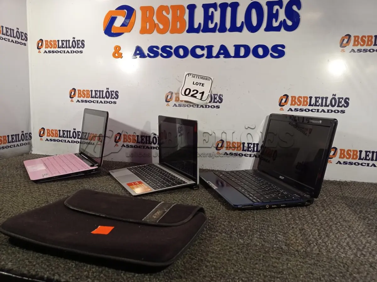 LOTE 021 - 03 NETBOOKS MARCAS E MODELOS DIVERSOS. (NO ESTADO) ATENÇÃO! FAZER A VISITAÇÃO ANTES DE ARREMATAR, NÃO SABEMOS SE FUNCIONA. LEILÃO NÃO TEM GARANTIA E NEM DEVOLUÇÃO, SUJEITO A POSSÍVEIS AVARIAS VISÍVEIS/OCULTAS E/OU AUSÊNCIA DE COMPONENTES.